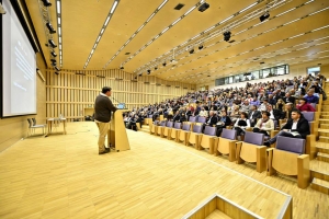 1374955_611142982275150_800836198_n