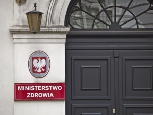 ministerstwo_zdrowia_tabliczka_4x3_fot_tkaczor_ngo-pl-1